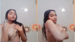 Desi Girl Bathing And Shows Nude Body | Indian MMS