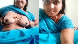 Desi Bhabhi Shows Her Boobs And Pussy | Indian MMS