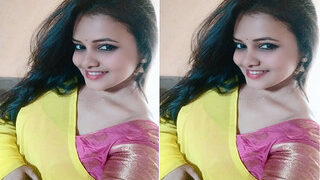Hot Desi Model Priya Gamre Masturbating | Indian MMS