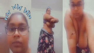 Desi BBW Girl Shows For Lover | Indian MMS