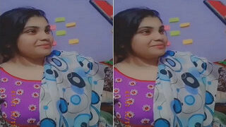 Horny Desi Girl Shows Her Big Boobs Part 2 | Indian MMS