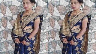 Desi Bhabhi Striping And Shows Nude Body | Indian MMS