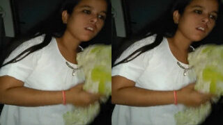 Desi Girl Sucking Dick In Car | Indian MMS