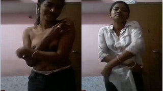 Shy Desi Girl Shows Her Boobs | Indian MMS