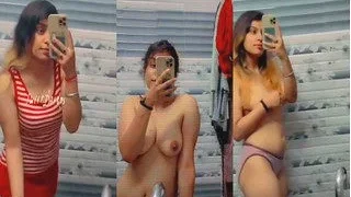 Sexy Desi Girl SHows Boobs | Indian MMS