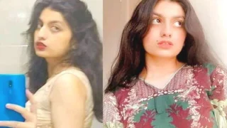 Beautiful Sexy Gf Bathing | Indian MMS