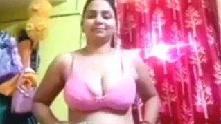 Bihari Priya Bhabhi Showing Nude N Fingering | Indian MMS