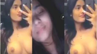 Sexy Desi Girl Shows Boos And Pussy | Indian MMS