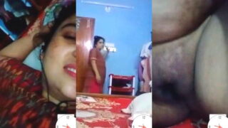 Desi Bhabhi Shows Pussy Onn VC | Indian MMS