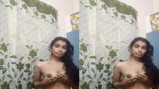 Desi Girl Play With Her Boobs | Indian MMS