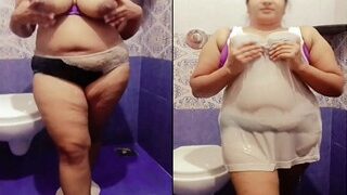 Desi Bhabhi Shows Big Boobs | Indian MMS
